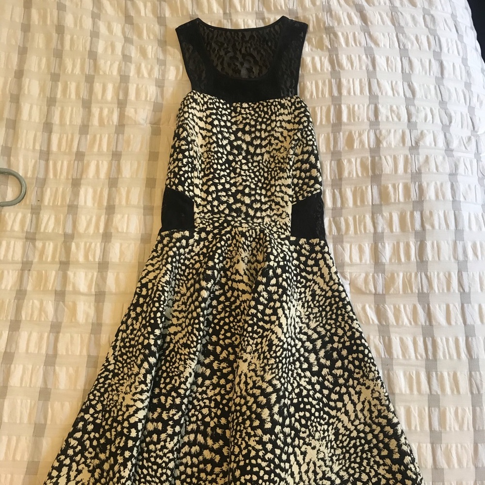 Parker XS Black and White dress, open-back